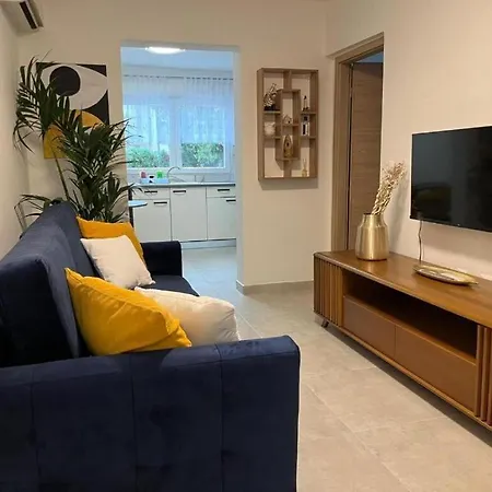 Angels Anna I Marlen