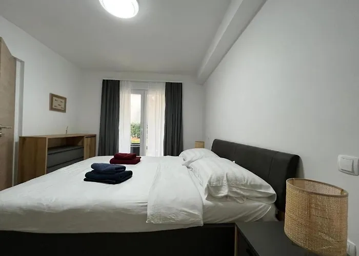 Angels Anna I Marlen 풀라